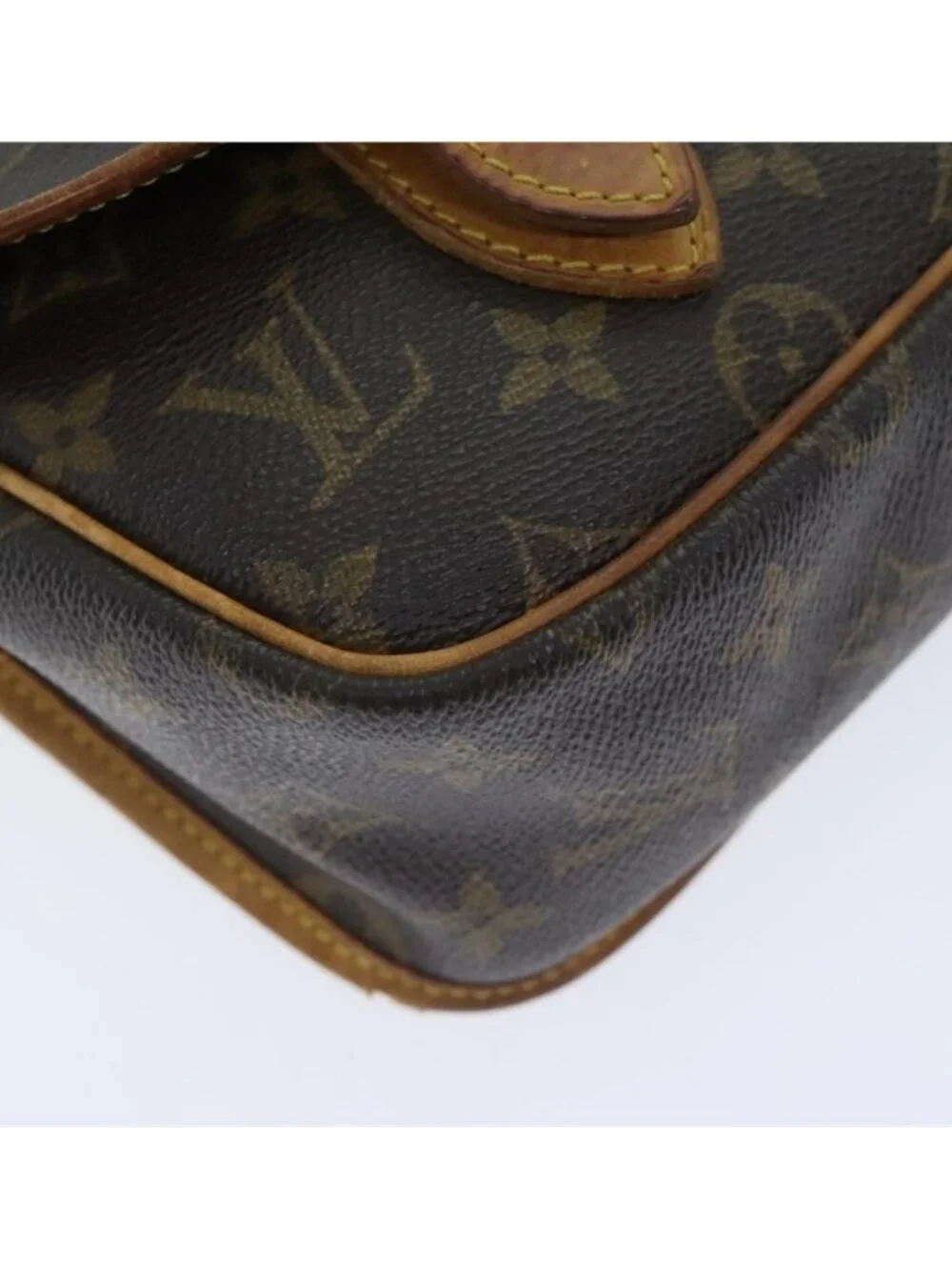 Authentic LOUIS VUITTON Monogram Gibeciere MM Shoulder Bag M42247 LV